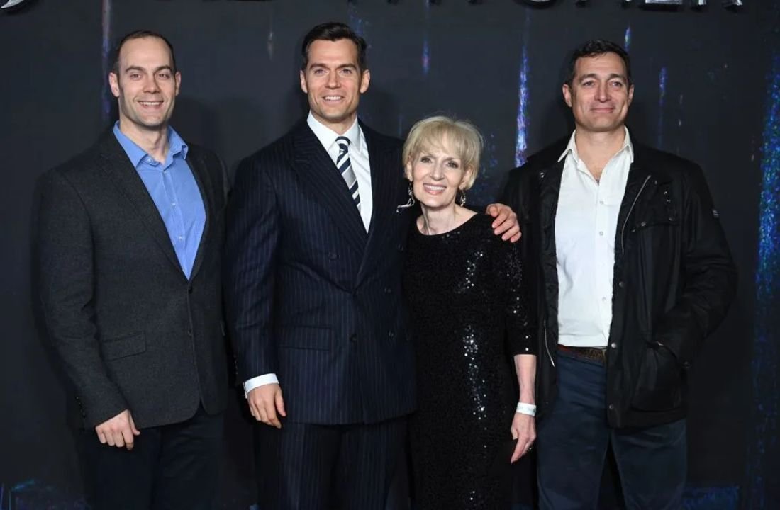 Niki Richard Dalgliesh Cavill’s Siblings